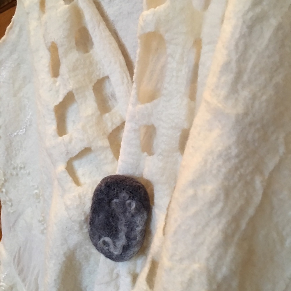 Felted Vest Handmade Beautiful! - Picture 4 of 8